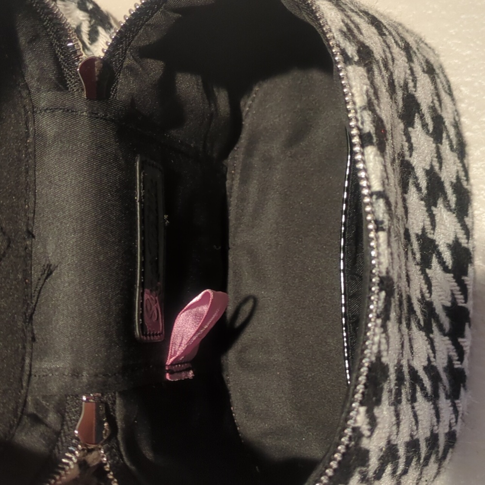 Sugar Thrillz Houndstooth Tweed Crossbody Bag - Picture 4 of 4